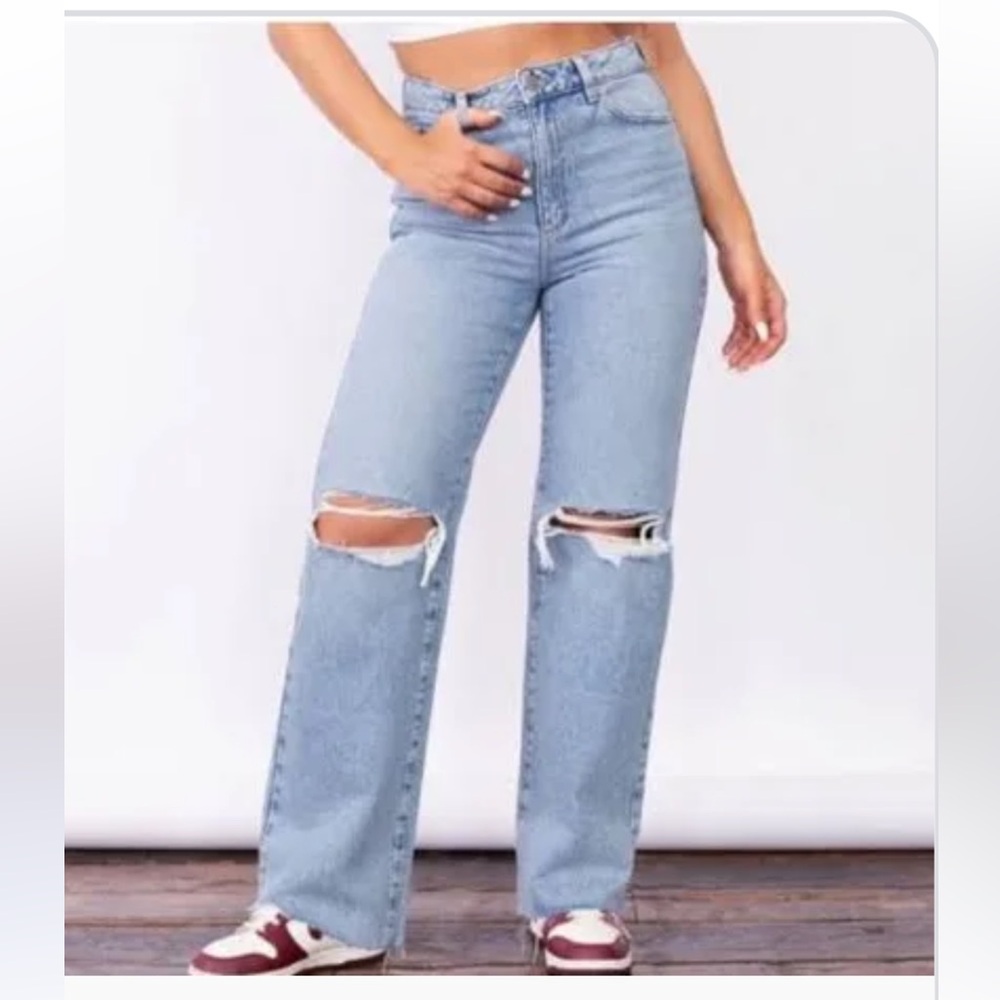 Garage distressed wide leg Jean